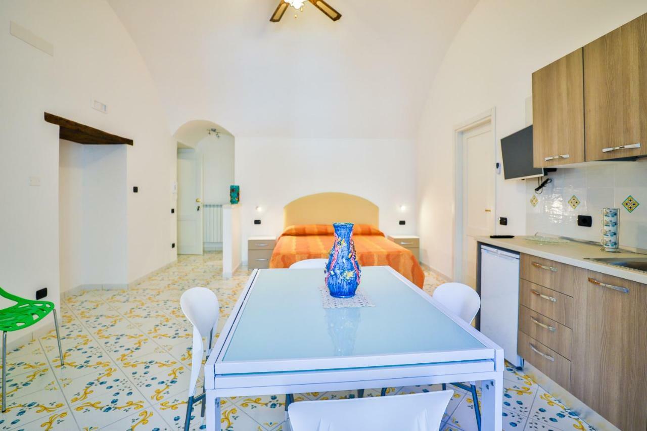 Della Monica Rooms Vietri Exterior foto